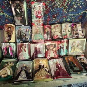 VINTAGE BARBIE LOT 90'S - 2000's 21 BARBIE DOLLS NIB